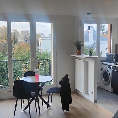 Grand Studio Proche De Paris Сен-Мор-де-Фоссе Экстерьер фото